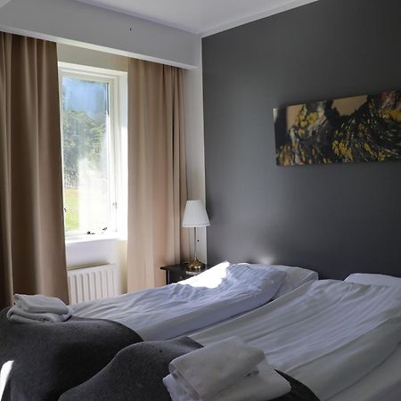 Hotel Varmahlid Вармахлид Экстерьер фото