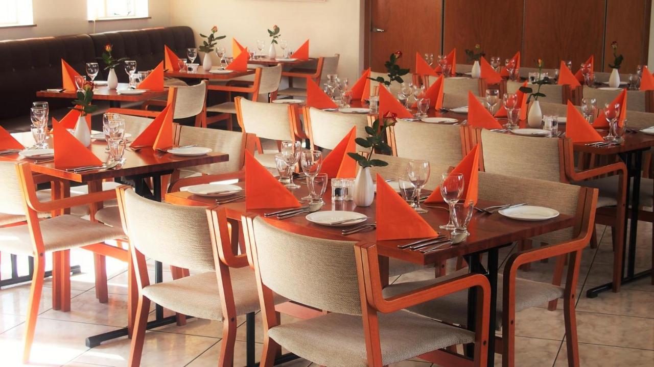 Hotel Varmahlid Вармахлид Экстерьер фото