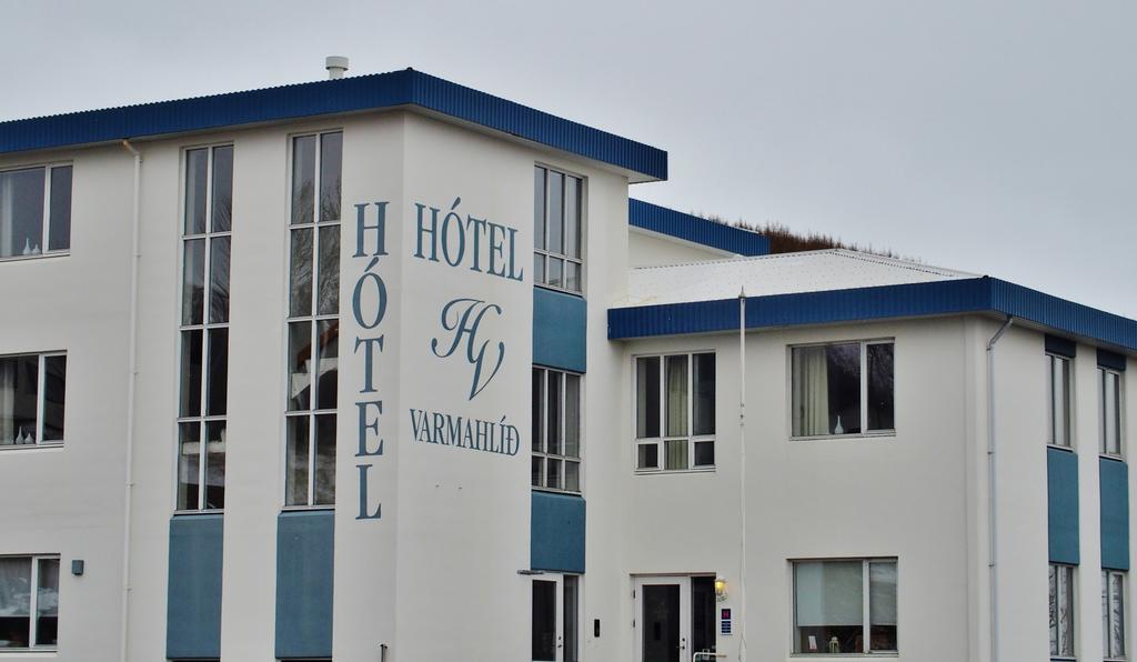 Hotel Varmahlid Вармахлид Экстерьер фото